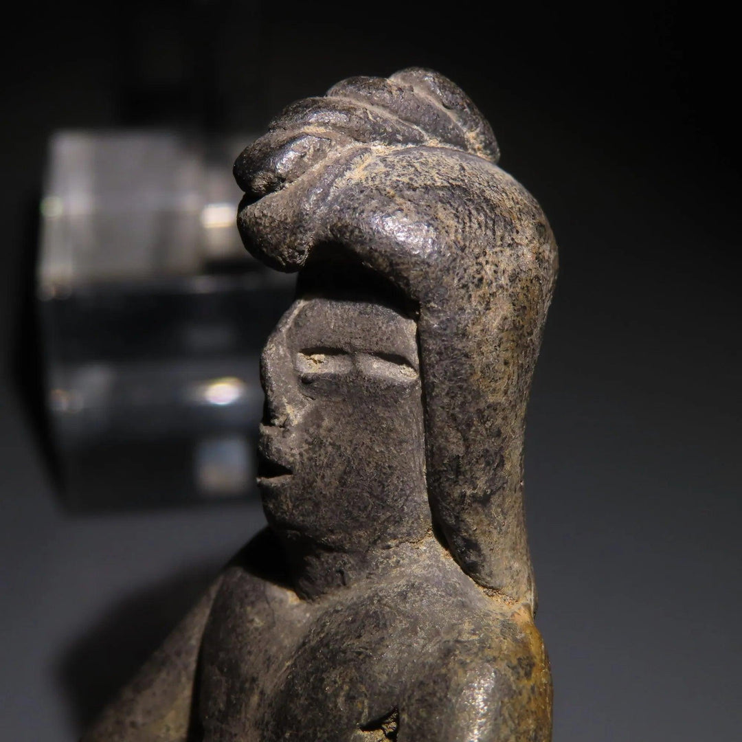 Tlatilco Black Terracotta Female Figure with Big Legs - Pre-Columbian | Over 1500 Years Old