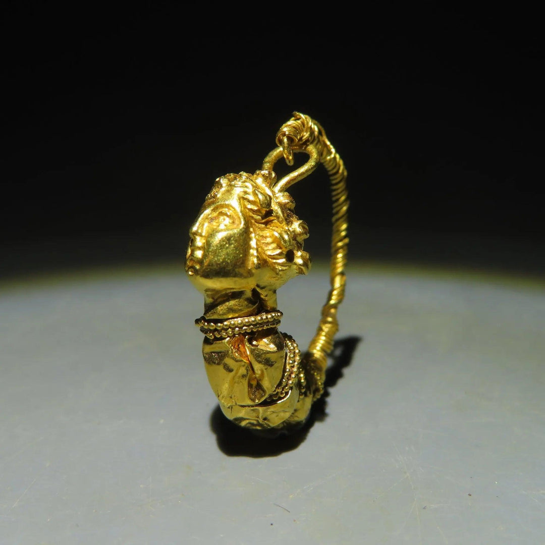 Ancient Greek Gold Earring with Exquisite Female Head - 4th Century BCE | Museum Florida