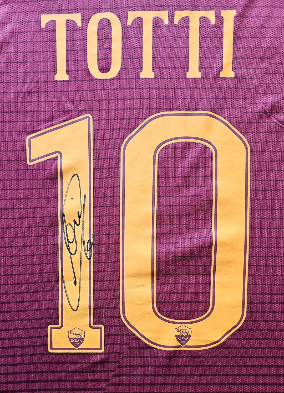 Francesco Totti 10 Roma - Player Issued Shirt | Exclusive Christmas Box