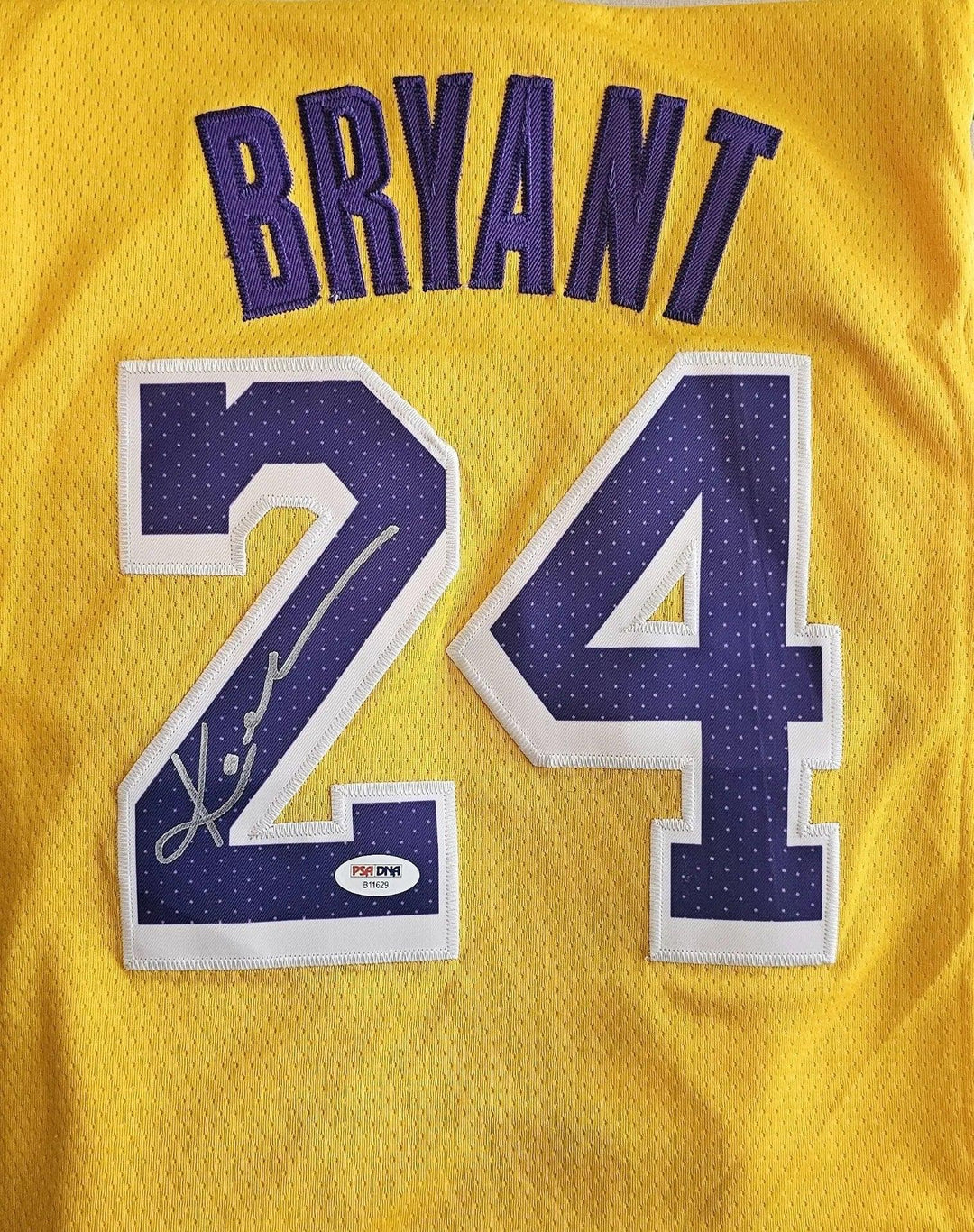 Kobe Bryant 24 LA Lakers 2006-2007 Home - Signed Basketball Jersey | Black Mamba