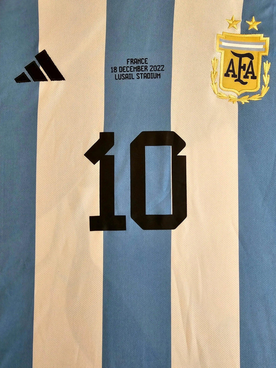 Lionel Messi 10 Argentina 2022 World Cup - Signed Home Soccer Shirt | Iconic Victory Memorabilia