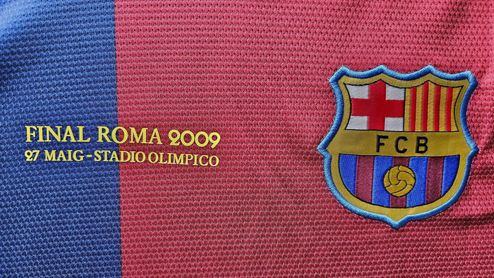 Lionel Messi 10 FC Barcelona 2008-2009 Finals - Signed Soccer Jersey | Beckett Witnessed