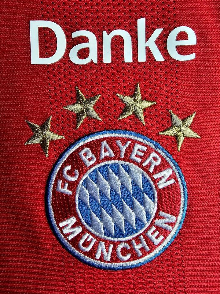 Robert Lewandowski 9 FC Bayern München 2019-2020 Home - Signed Soccer Shirt | UEFA Champions League Triumph