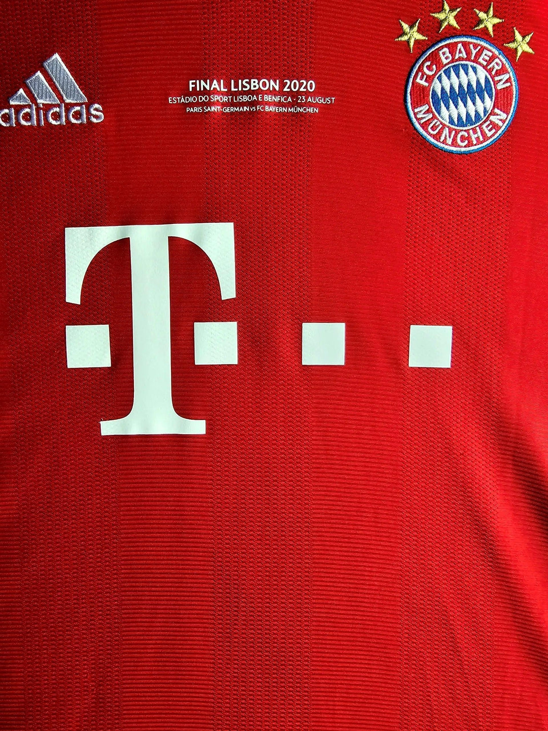 Robert Lewandowski 9 FC Bayern München 2019-2020 Home - Signed Soccer Shirt | UEFA Champions League Triumph