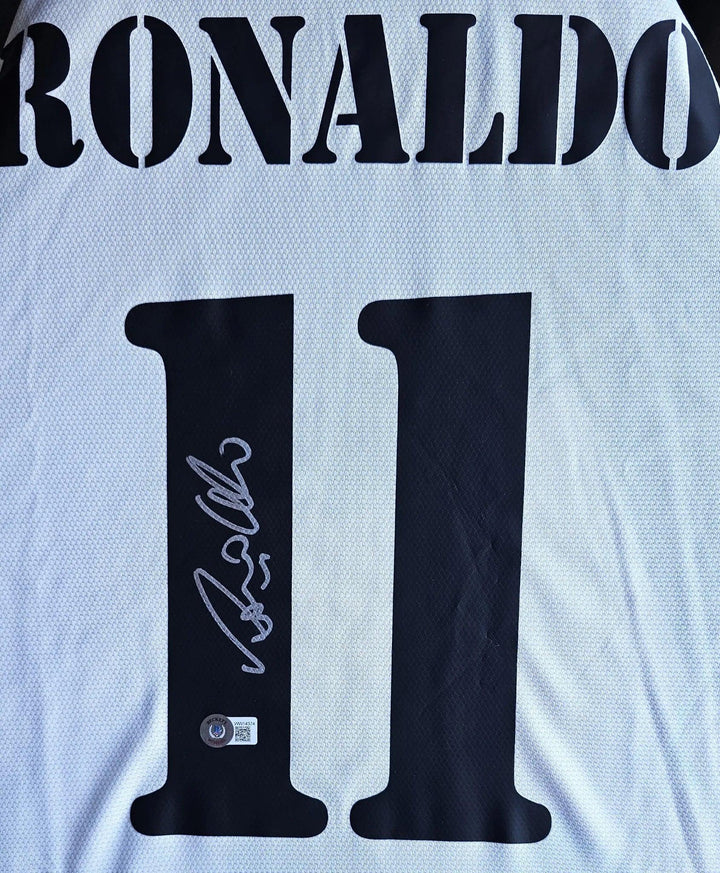 Ronaldo Lima 11 Real Madrid 2002-2003 Home - Signed Soccer Shirt | Galáctico Brilliance Preserved