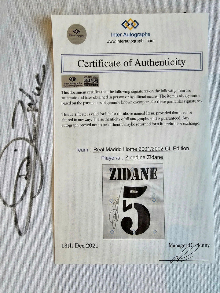 Zinedine Zidane 5 Real Madrid 2001-2002 Home - Signed Soccer Shirt | Champions League