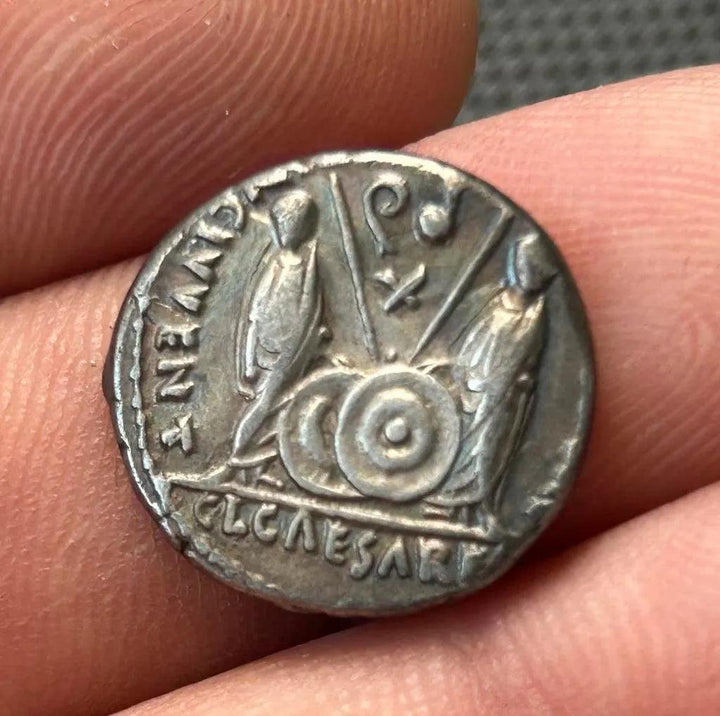 Roman Silver Denarius Lugdunum - 27 BCE to 14 CE | Emperor Caesar Augustus