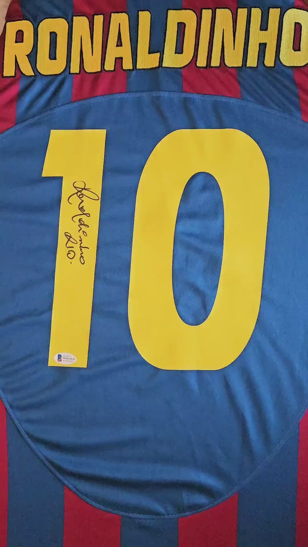 Ronaldinho 10 FC Barcelona 2006 Home - Signed Soccer Shirt | UEFA Champions League Final